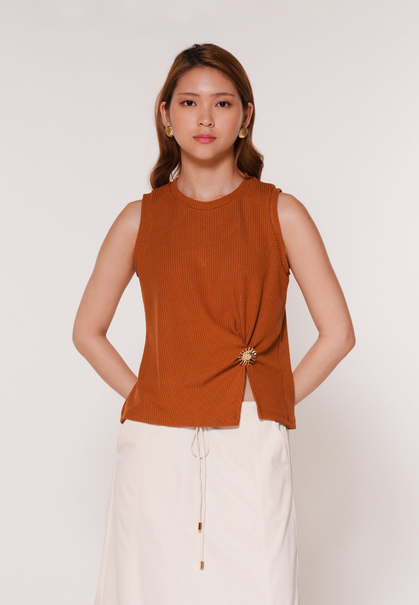 AMES S/L TOP