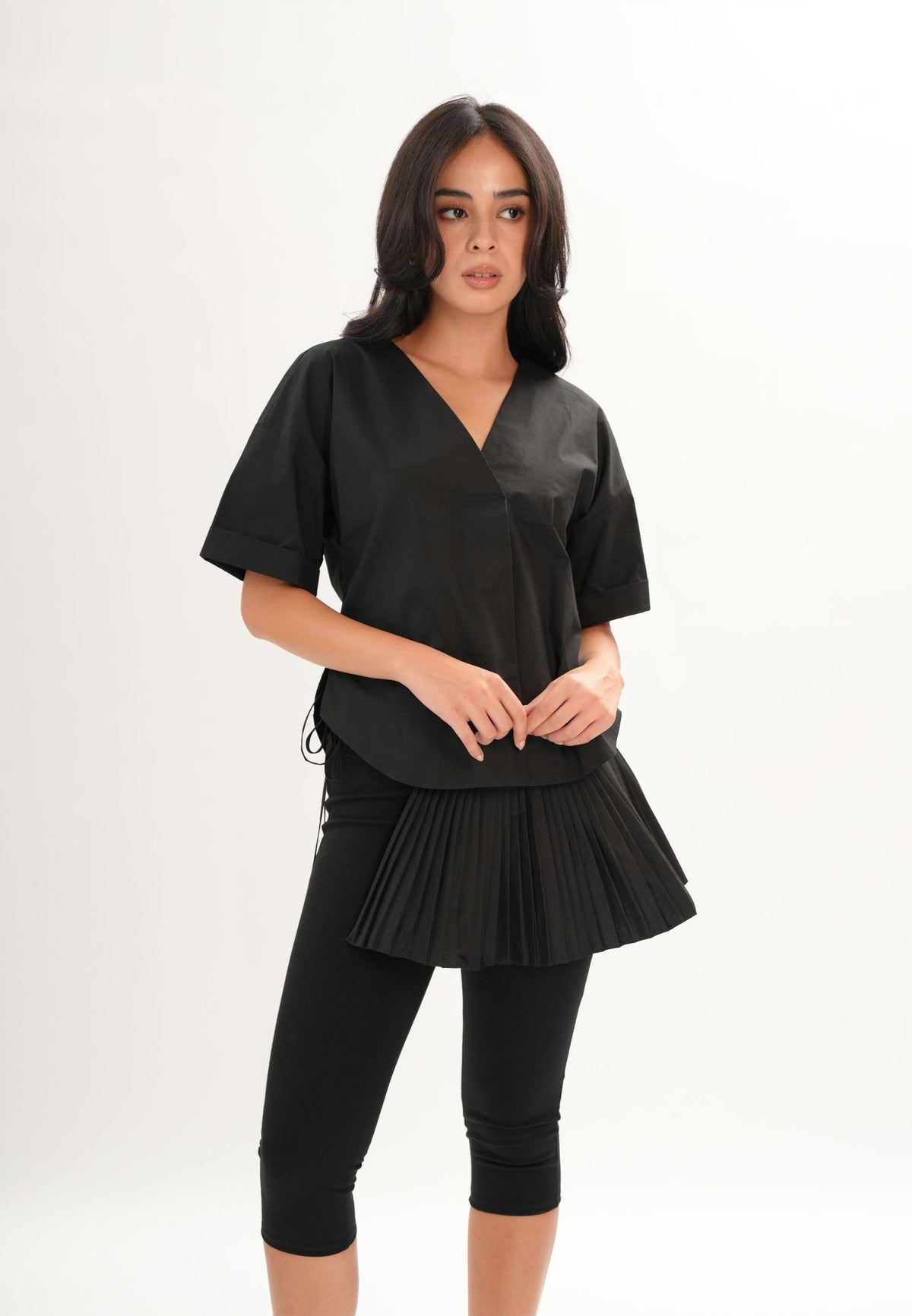 CROW S/S TOP WITH PLEATED SASH