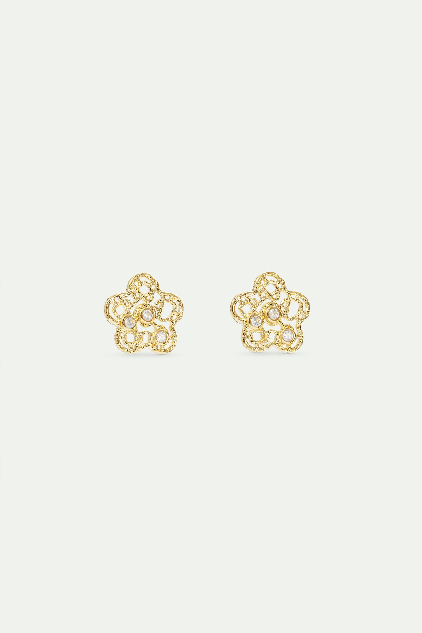 Les Néréides Post Earrings OPERA NATIONAL DE PARIS - GISELLE from the OPERA NATIONAL DE PARIS - GISELLE collection officially available in Manila, Philippines