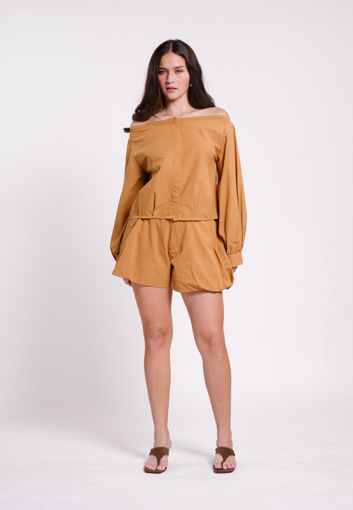 BRYONY L/S OFFSHOULDER TOP